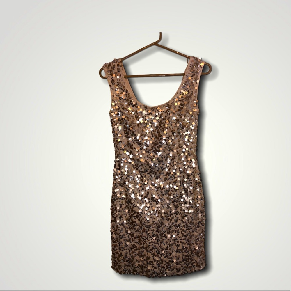 Short dress